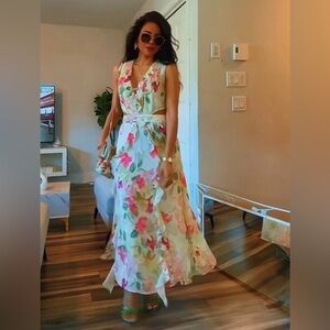 🔥🔥Zara Floral Sleeveless Maxi Dress